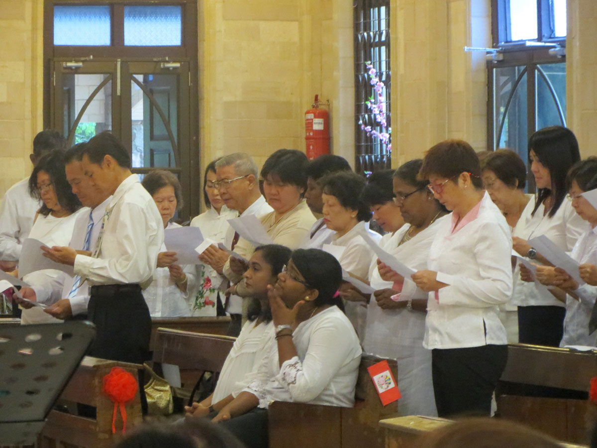 Communion Ministers being commissioned