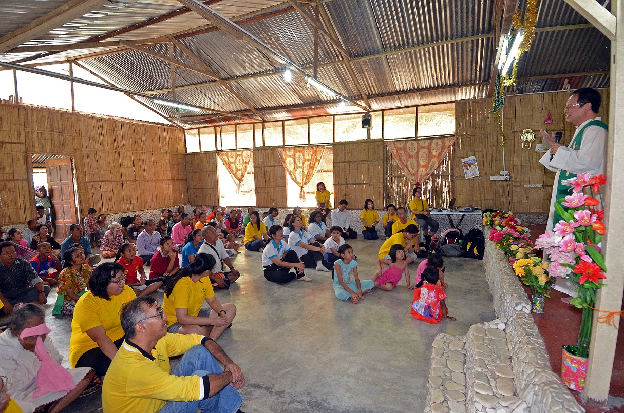 Worship session at Kg Sekam