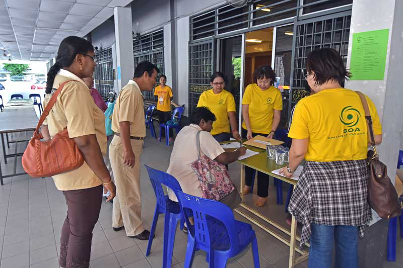 Registration of participants from Kampar parish