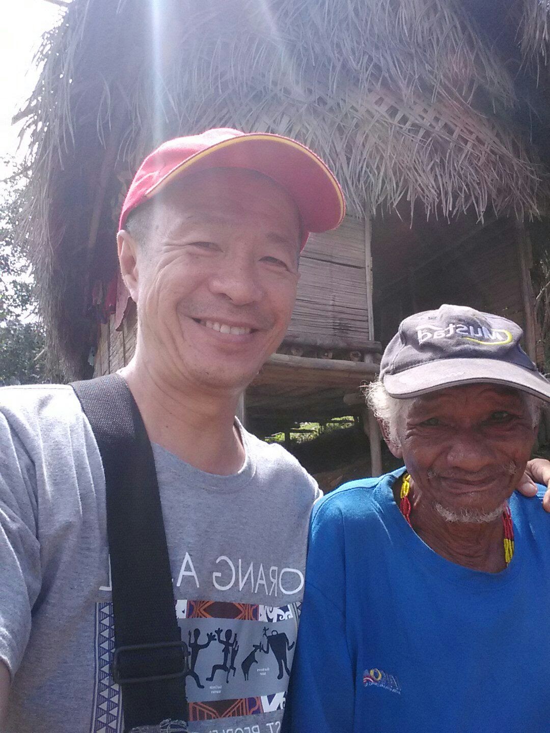 Delivery of rice for flooded orang asli village in Pos Kemar