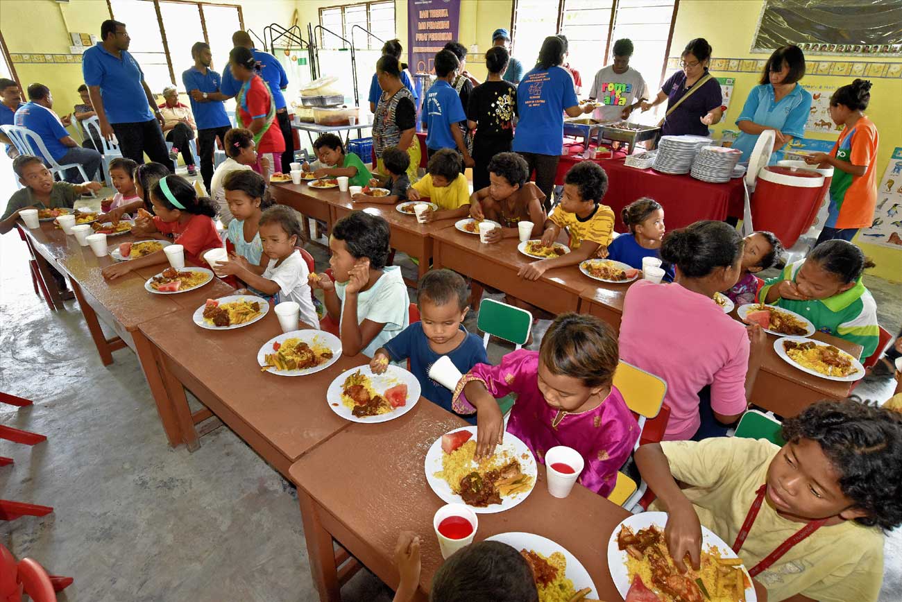 Lunch is served for all attendees