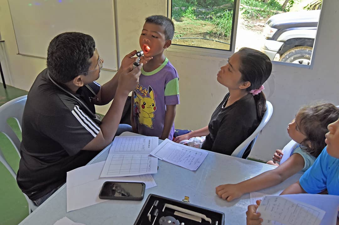 Medical camp at Kg Sg Lerek, Chenderiang