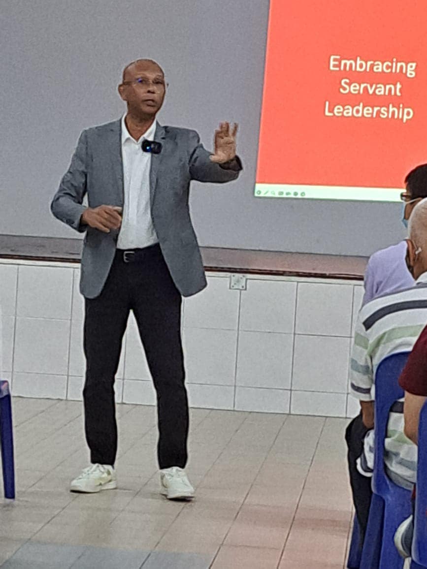 Leadership formation session by Vernon C. Fernandez